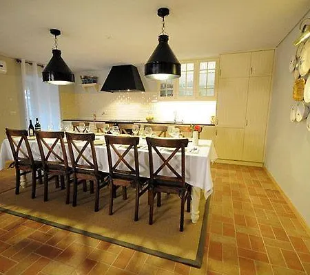 Holiday home Moderne Ferienvilla Fuer 10 Personen In Cossourado