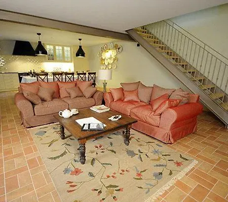 Holiday home Moderne Ferienvilla Fuer 10 Personen In Cossourado Linhares (Viana do Castelo)
