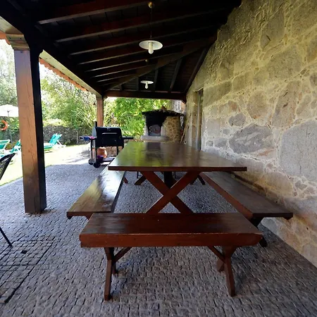 Holiday home Moderne Ferienvilla Fuer 10 Personen In Cossourado *
